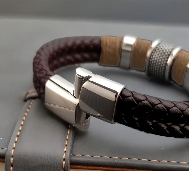 Samui leather bracelets